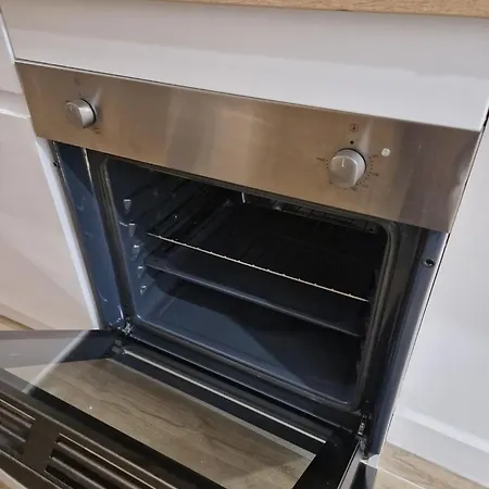 Convivial Et Coquet Au Coeur De * Κάννες